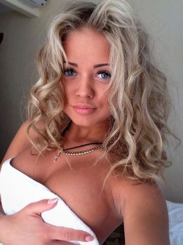 Милана, 21
